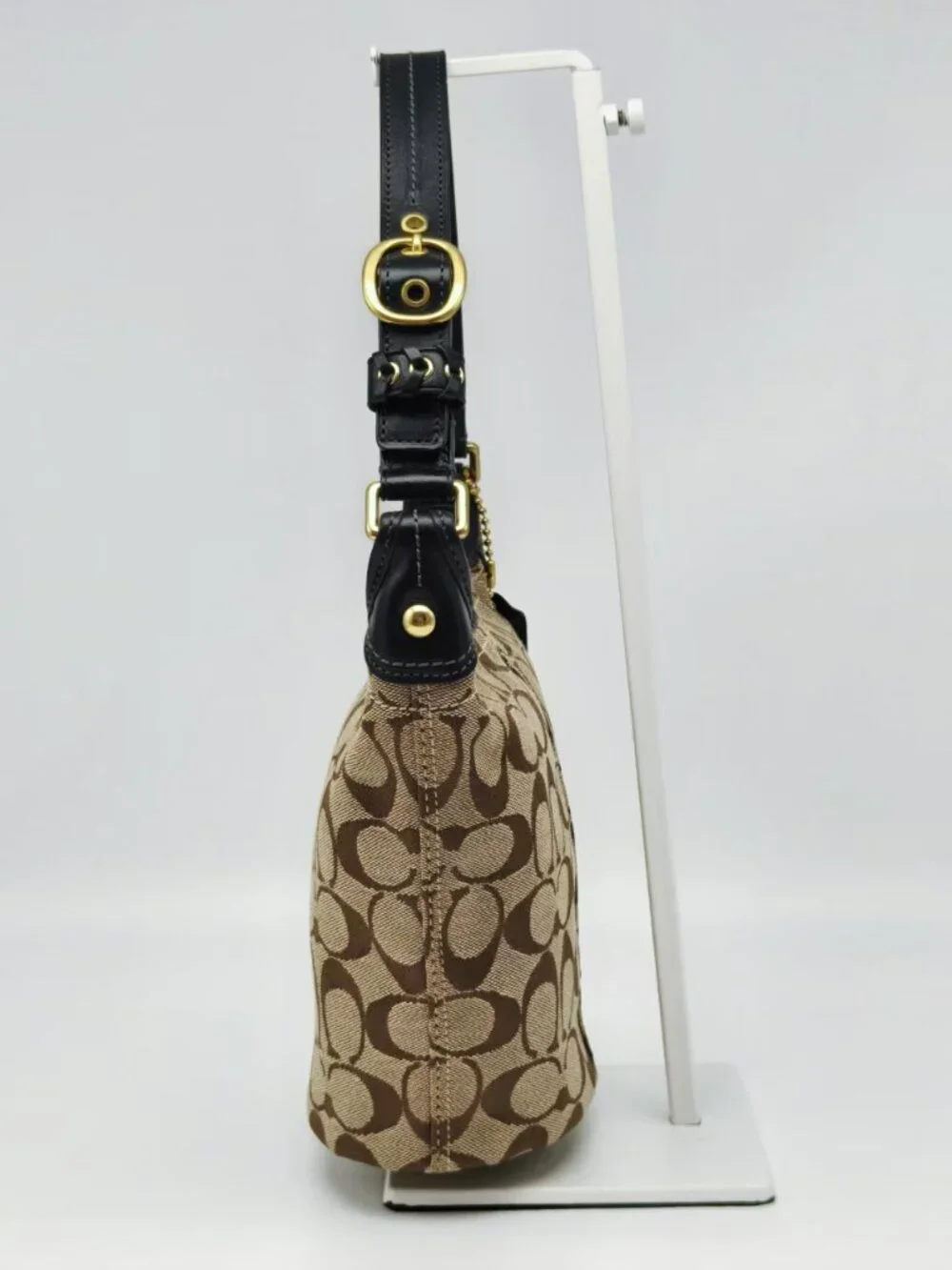 Coach Signature Canvas Shoulder Bag Brown Black Jacquard Zip Hobo Purse